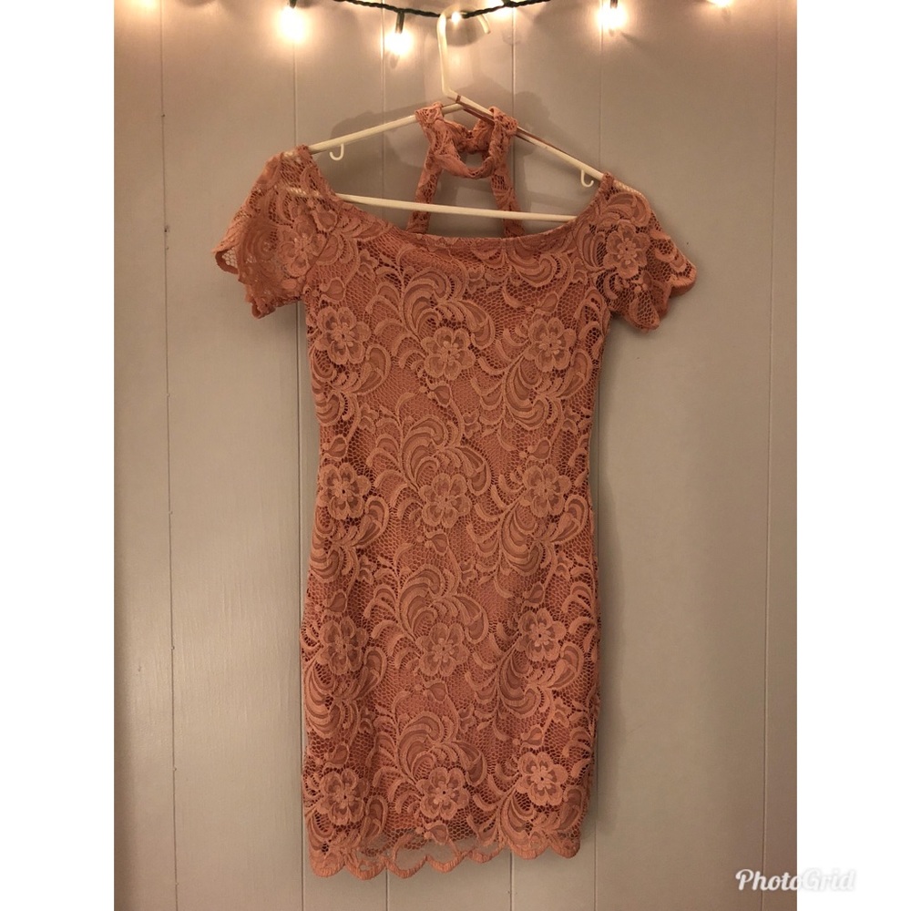 Flower Lace Off the Shoulder Body-Con Dress